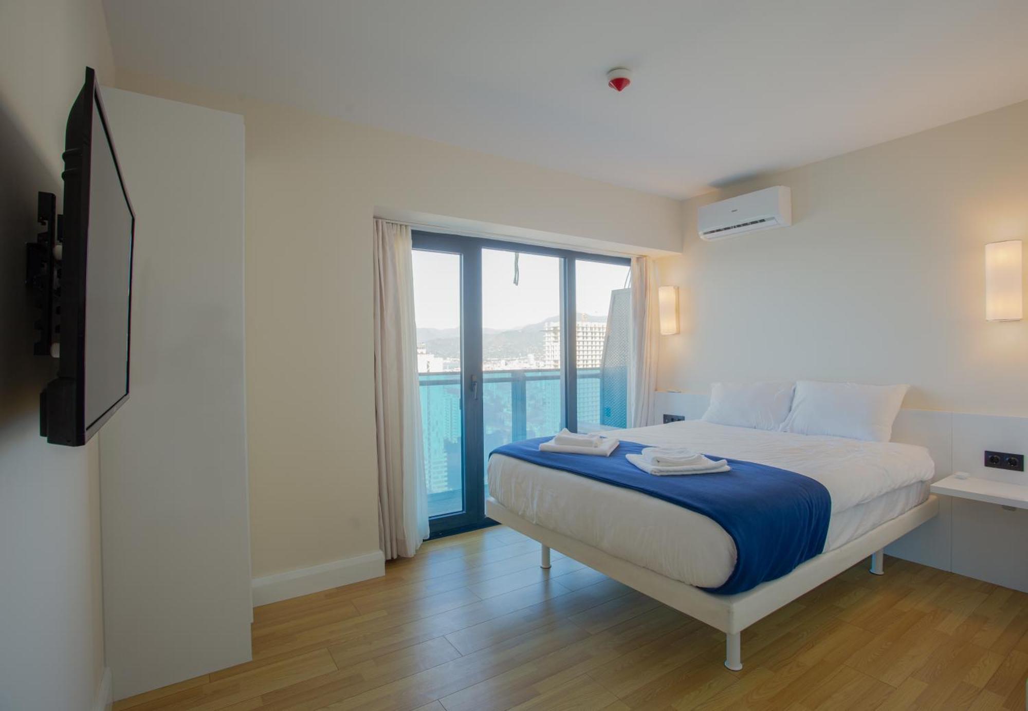 Skyscraper Batumi Apartment Bagian luar foto