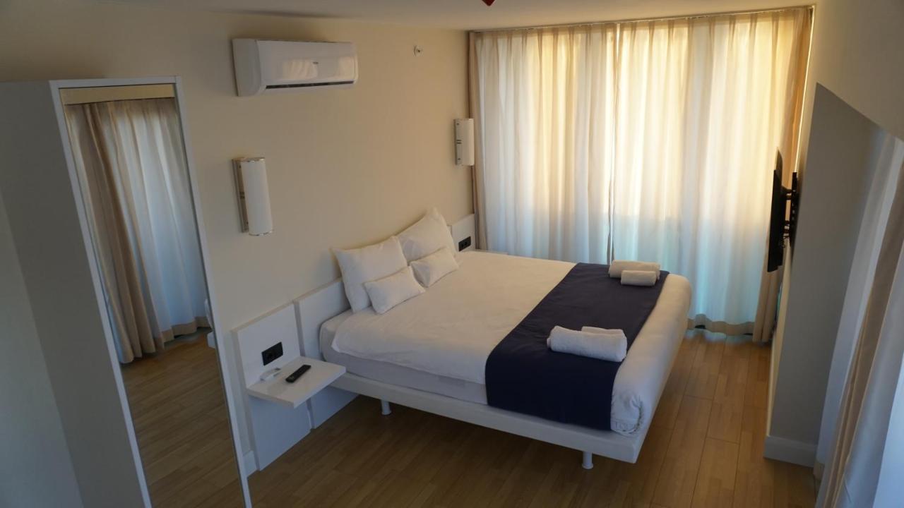 Skyscraper Batumi Apartment Bagian luar foto